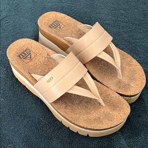 Reef Women's Tan Platform Sandals size 8.5